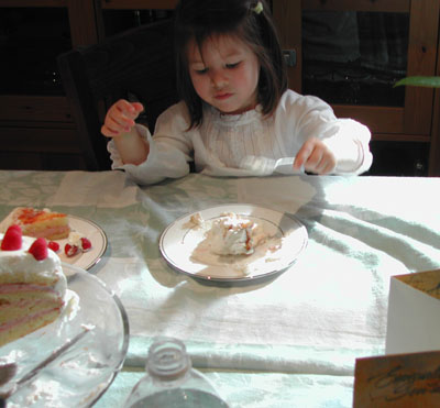 image/008eatingtatiana.jpg, 39.1K